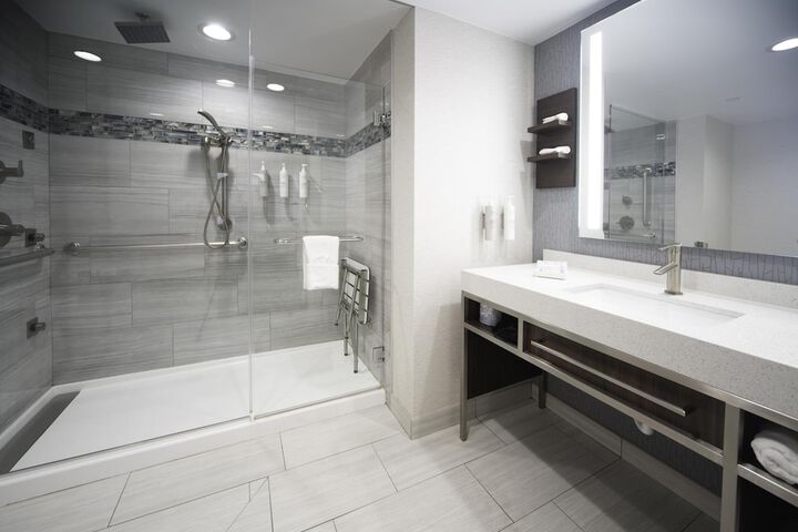 Bathroom shower