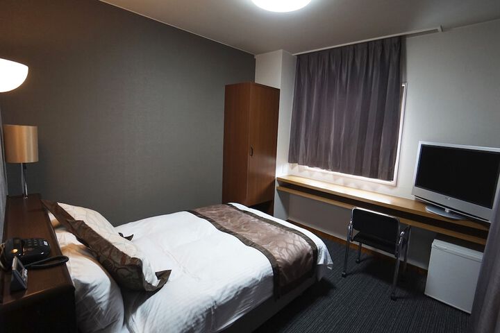 Room 16 of 81