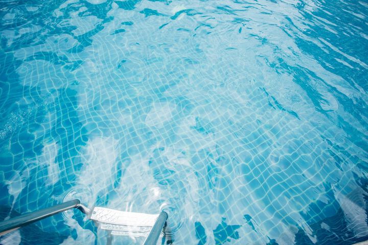 Pool 48 of 140