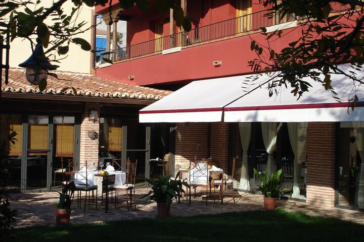 Terrace/Patio 21 of 22
