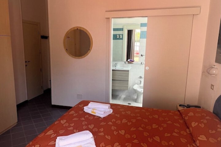 Room 29 of 71