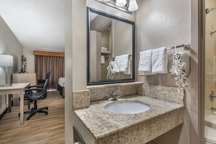 Bathroom amenities