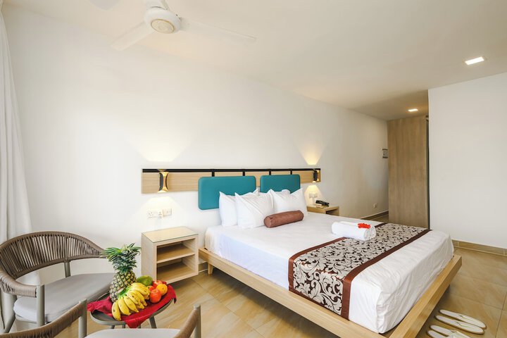 Room 18 of 127