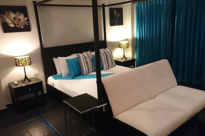 Room 5 of 116