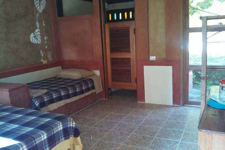 Room 5 of 67