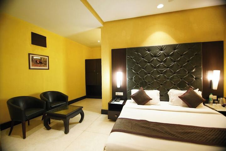 Room 17 of 43