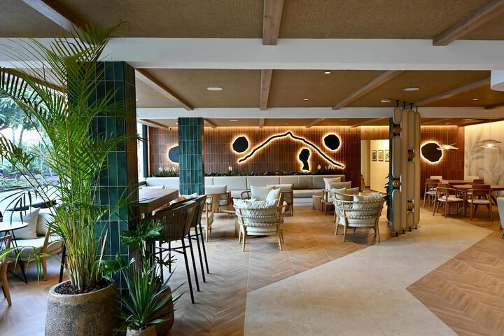 Lobby Photos