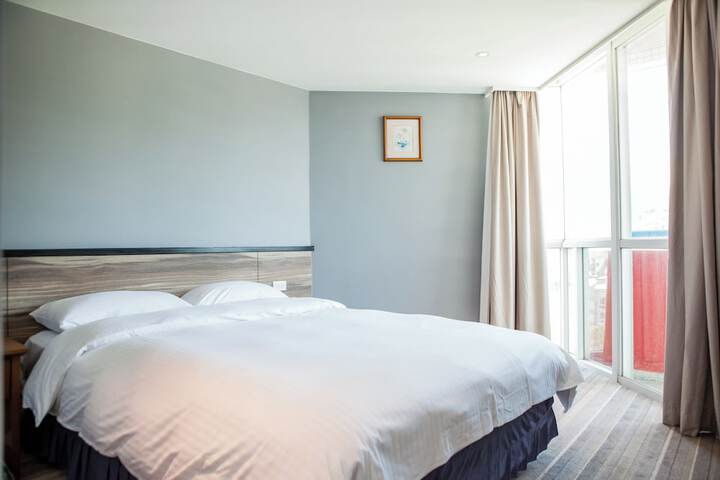 Room 6 of 38