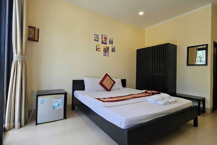 Room 5 of 22