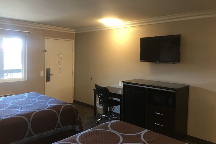 Comfort 2 Queen Beds (4 of 7)