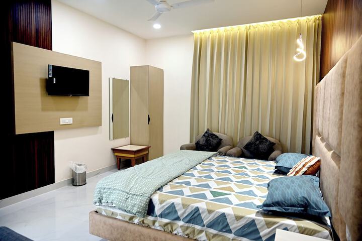 Room 16 of 54