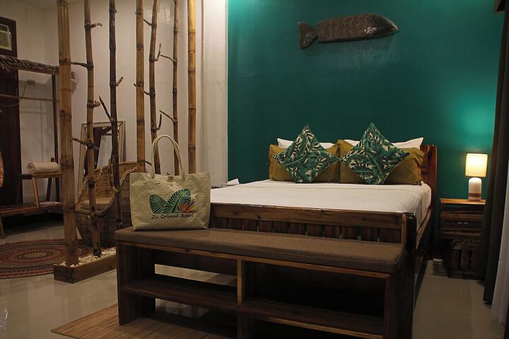 Room 8 of 21