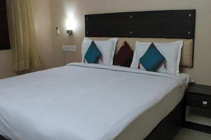 Room 18 of 52