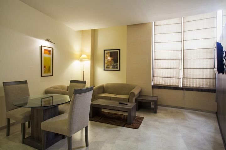 Room 32 of 110