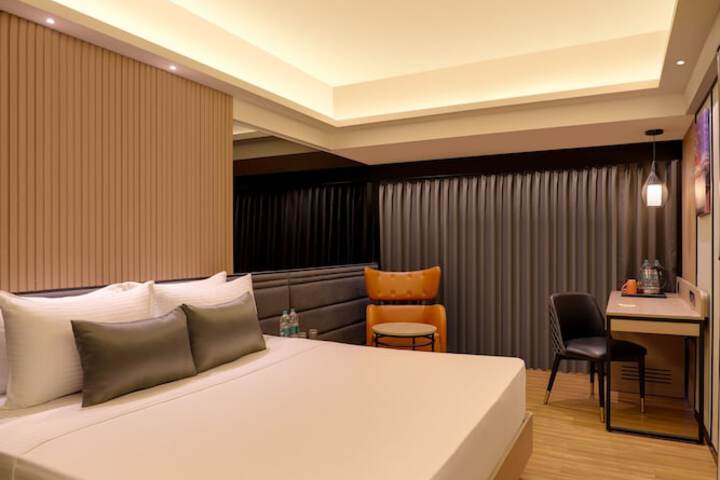 Room 10 of 72