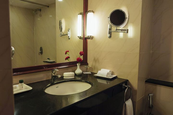 Room 26 of 52