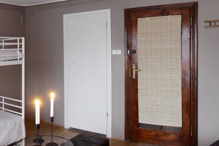 Room 4 of 45