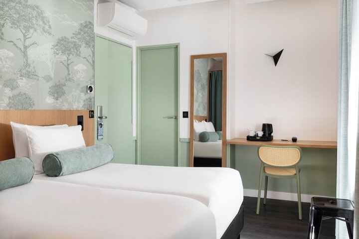 Room 29 of 55