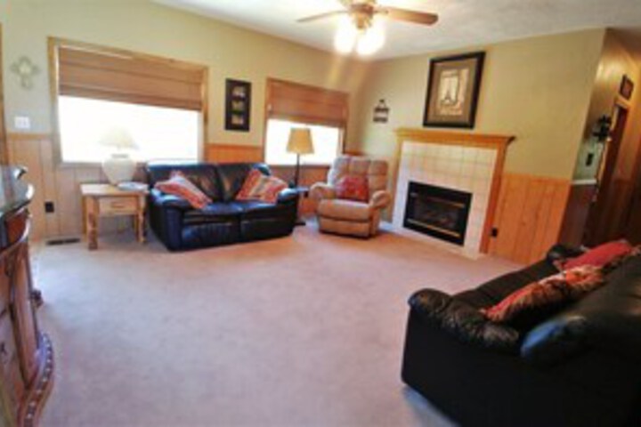 Room 4 of 11