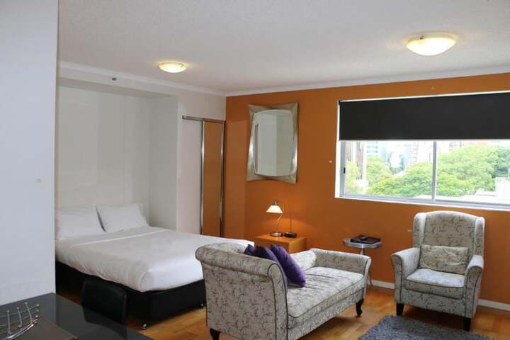 Room 13 of 31
