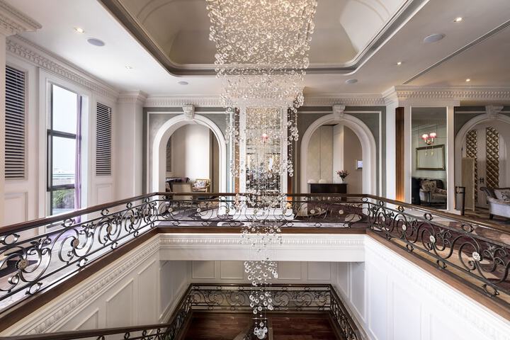 Ballroom/Hall 188 of 220