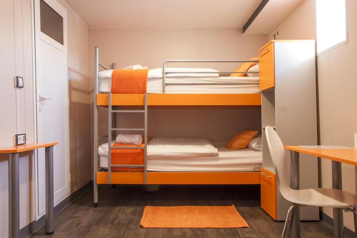 Room 129 of 146