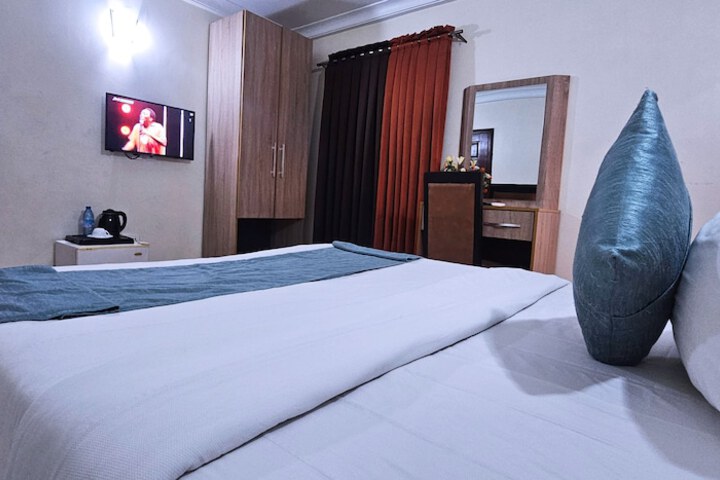 Room 26 of 81
