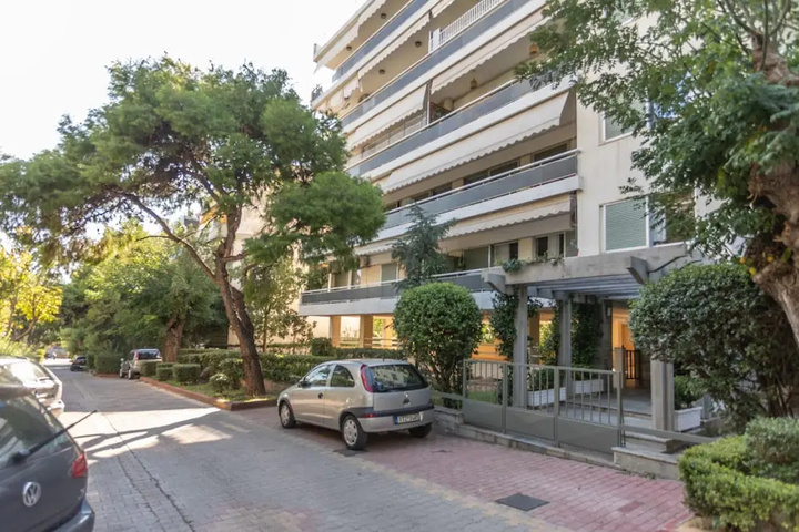 Beautiful 3rd floor flat