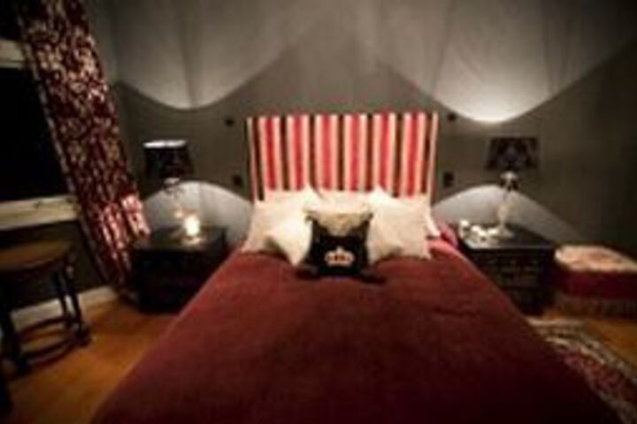 Room 18 of 50