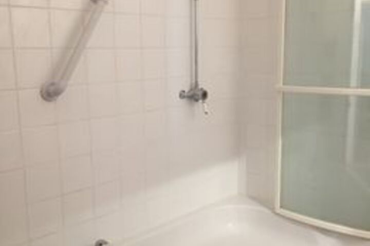 Room 3 of 20