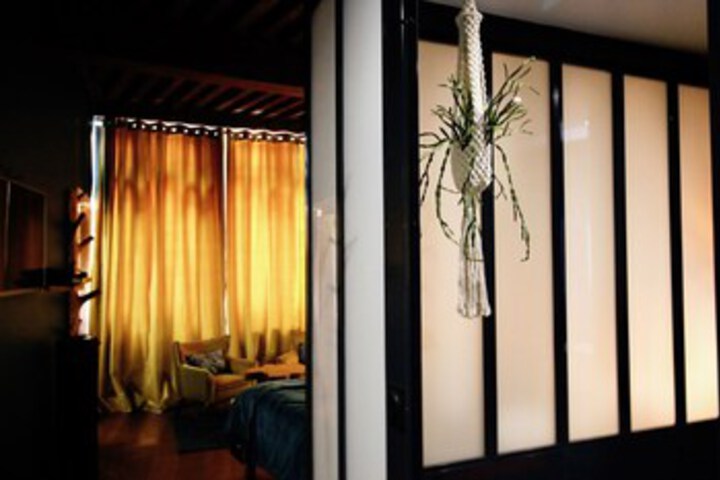 Room 4 of 13