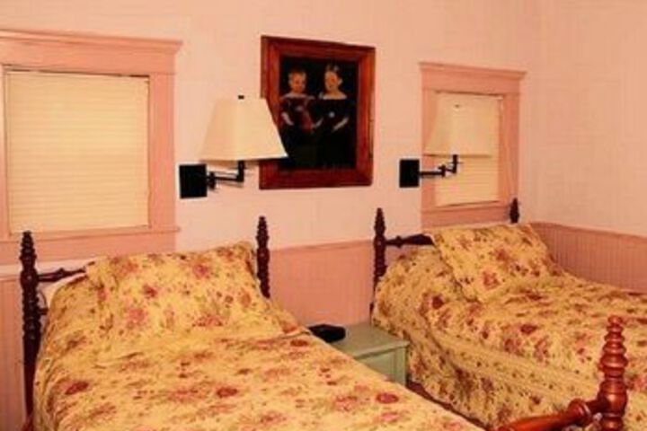 Room 47 of 63