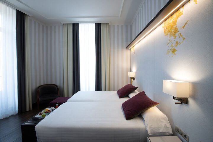 Room 14 of 44