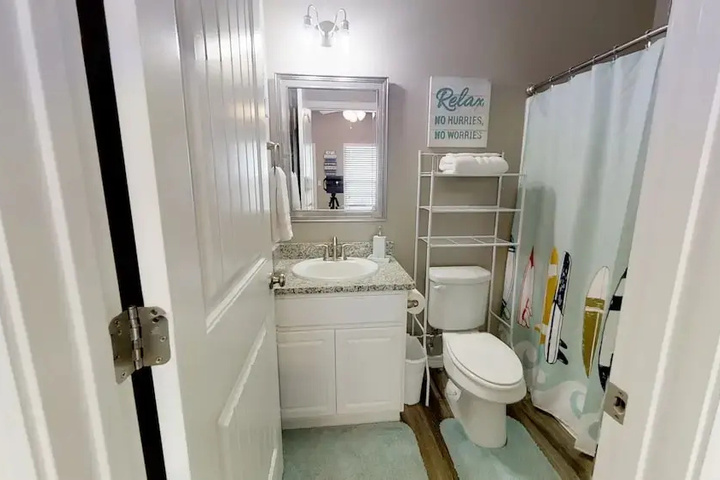 Room 5 of 5