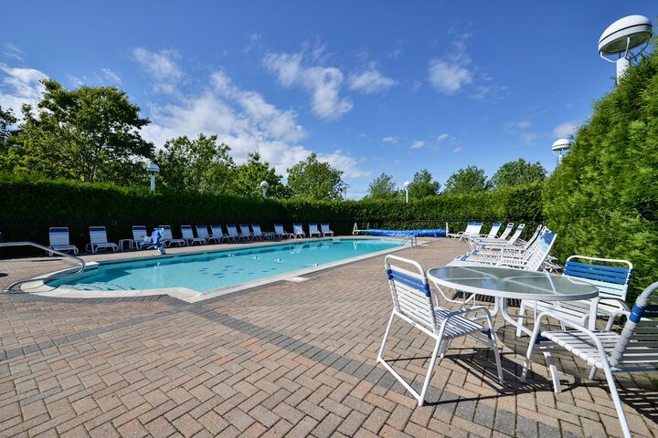 Pool 20 of 43