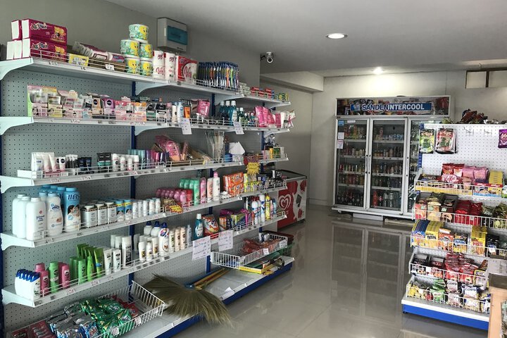 Gift Shop 50 of 68