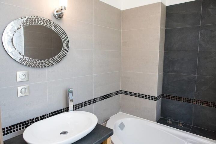 Bathroom Interior Photo