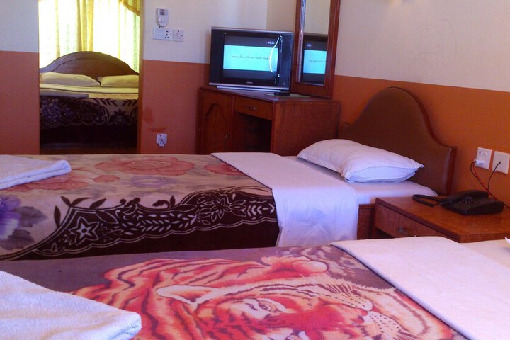 Room 9 of 161