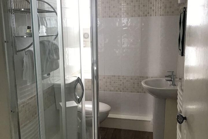 Clean Restrooms