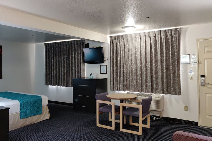 Room 12 of 59