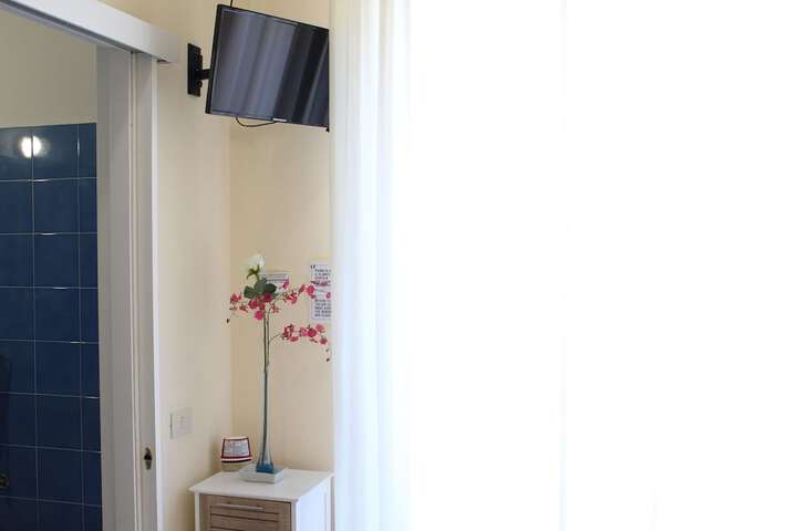 Room 41 of 136
