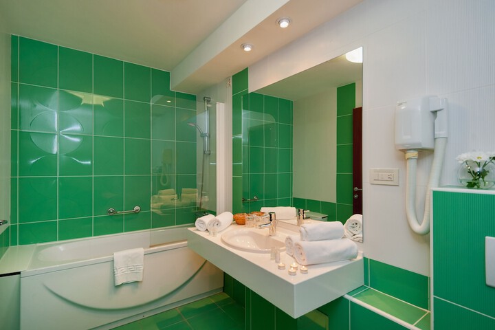 Bath Photo