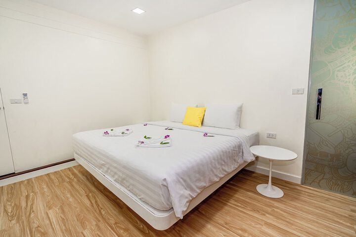 Room 33 of 113