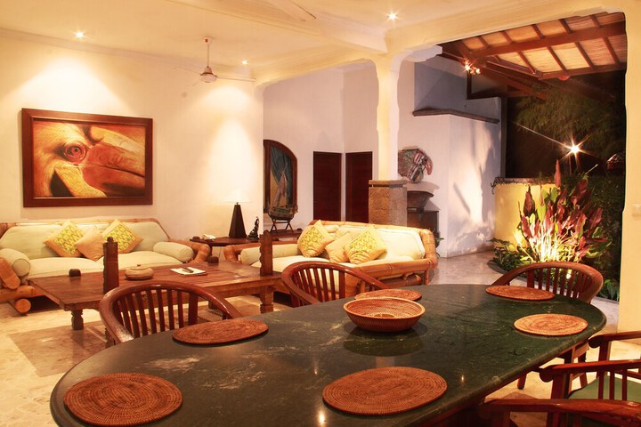 Room 9 of 22