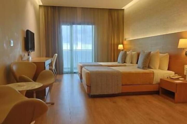 Room 8 of 23