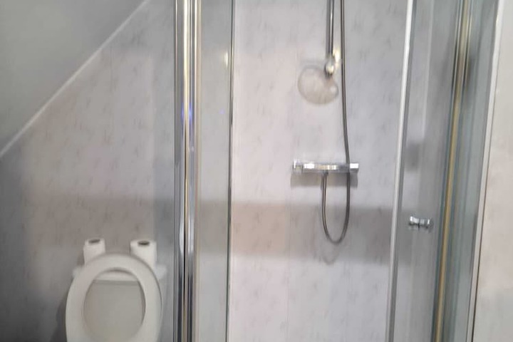 Room 106 of 117