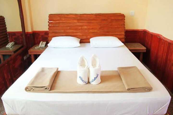 Room 5 of 17