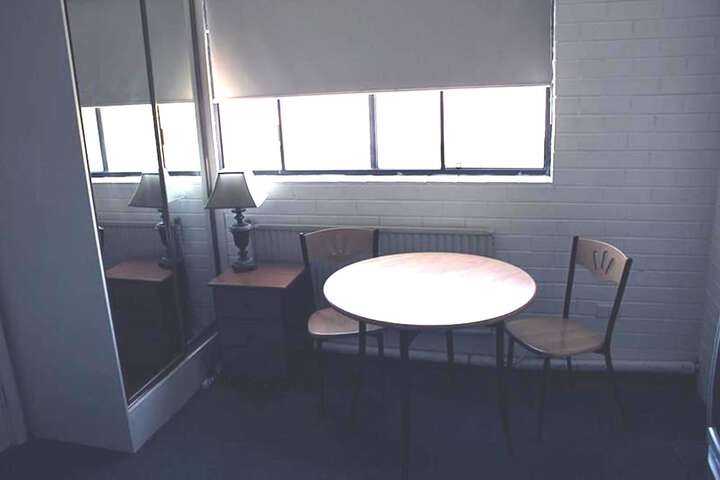 Room 6 of 19