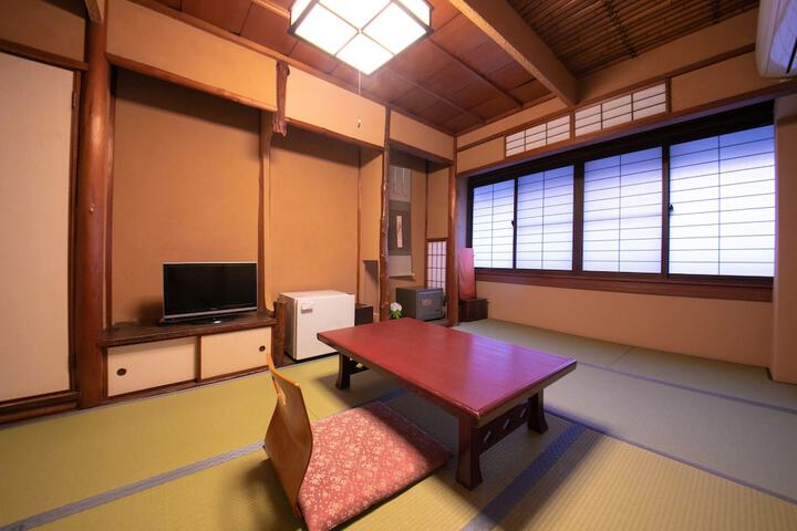 Room 21 of 68