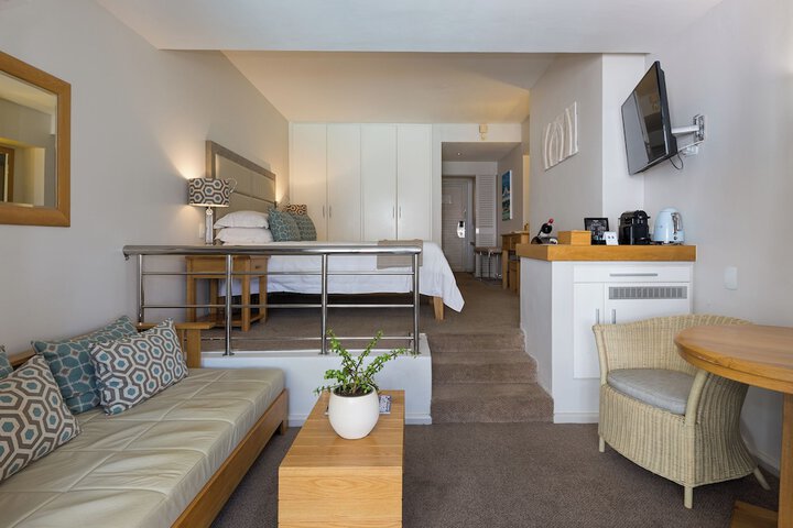 Room 21 of 95